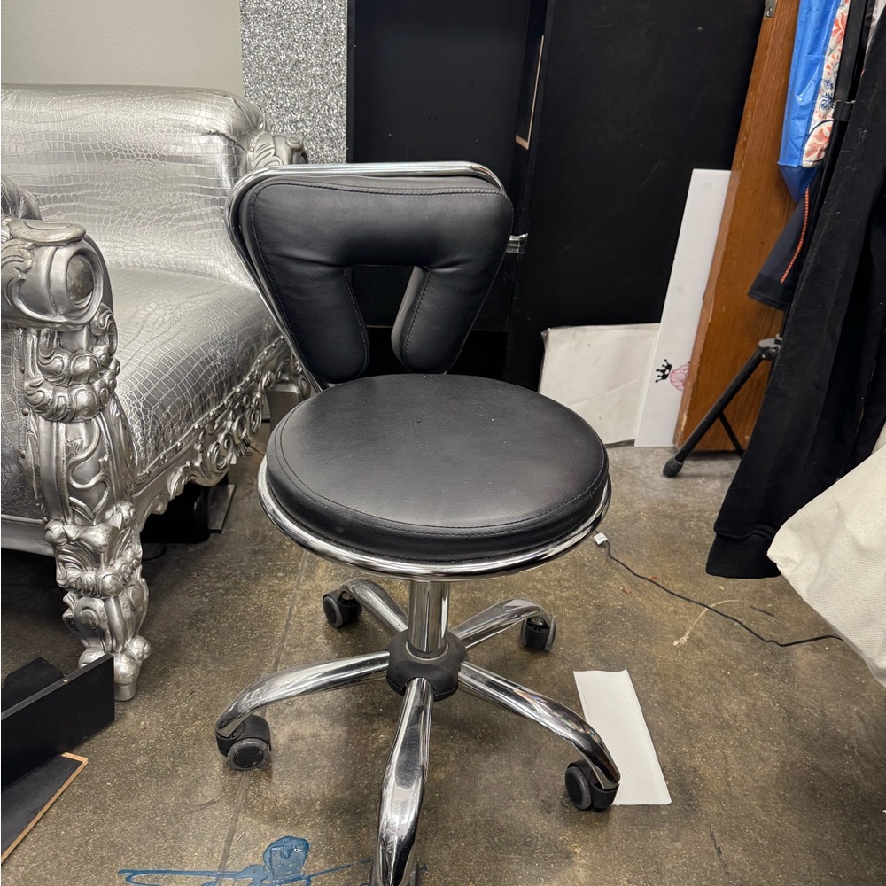 Black Rolling Salon Stool with Back Support